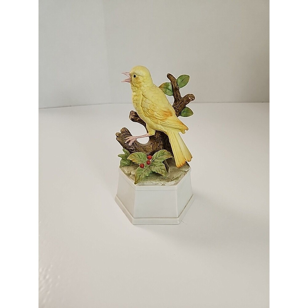 Ceramic Bird Figurine Music Box, Music Vintage 6 3/4", Oh What A Beautiful Morni